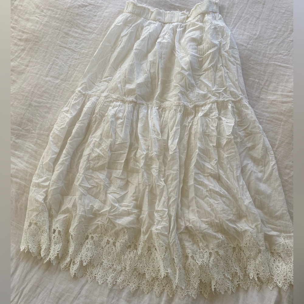 Zara Lace Detail Maxi Skirt Women’s sz S White